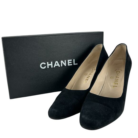 Chanel Suede Heels - Picture 2 of 8